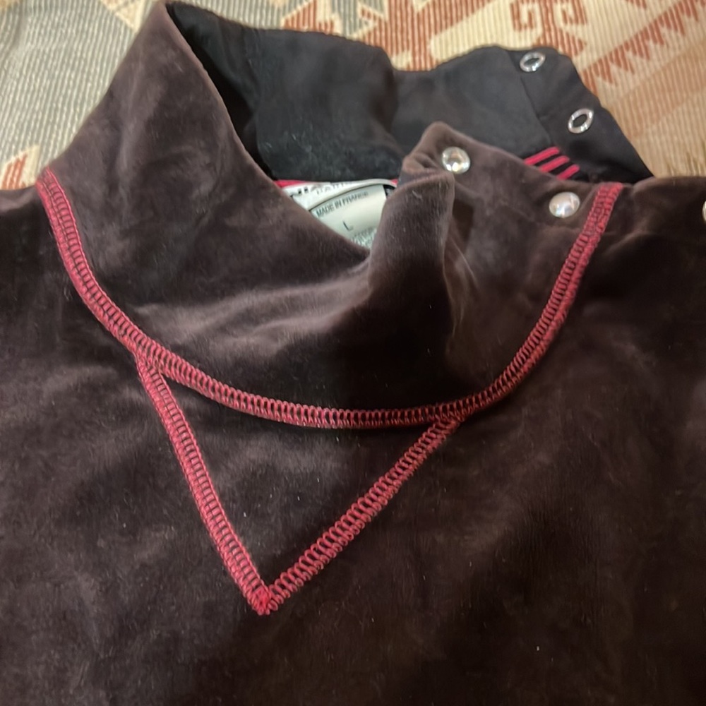 Designer Sweater - image 5